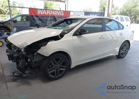 2020 Kia Forte Gt-Line z USA, uszkodzony, nr VIN 3KPF34AD3LE213966